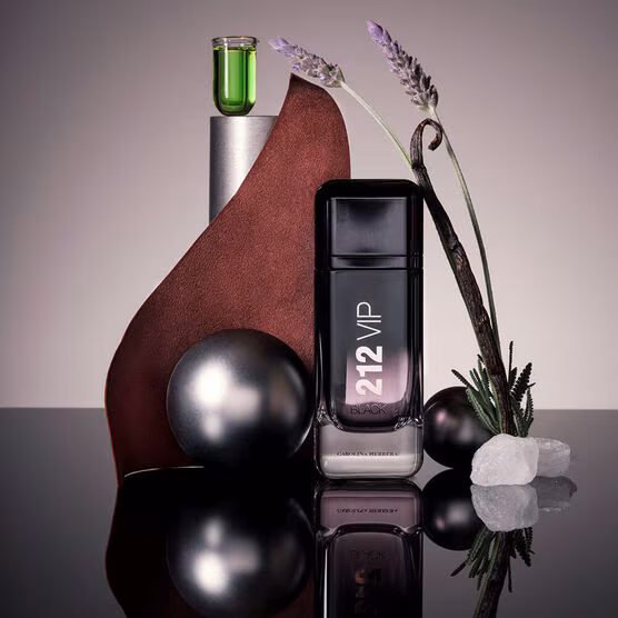 212 VIP BLACK EDP 80ml - Imagem 3